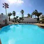 Casa De Mas En Playa Bastián Costa Teguise