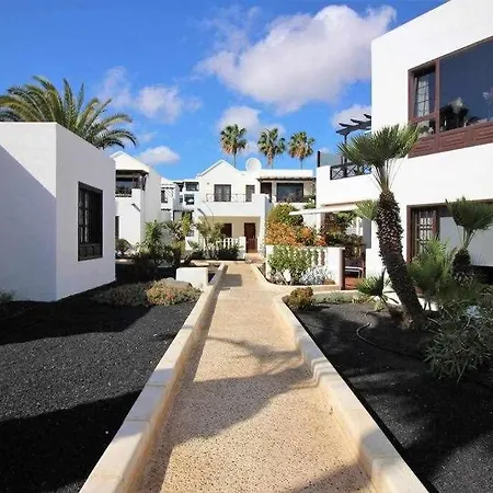 Casa De Mas En Playa Bastian