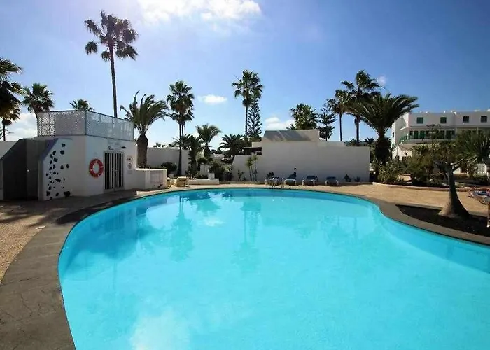 Casa De Mas En Playa Bastian Costa Teguise