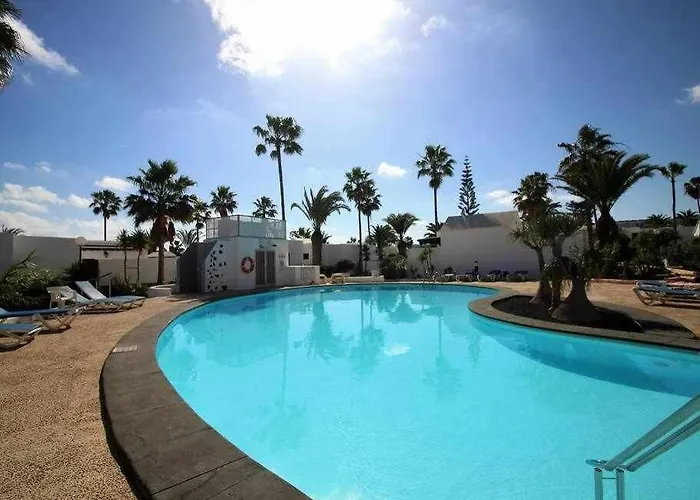 Casa De Mas En Playa Bastian Apartment