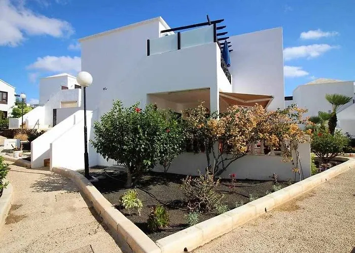 Casa De Mas En Playa Bastian